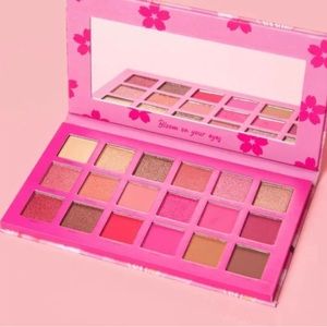 MAKEUP DEPOT Bride & Bloom 18 Color Eyeshadow Palette - AUTHENTIC & NEW